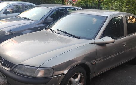 Opel Vectra B рестайлинг, 1998 год, 100 000 рублей, 2 фотография