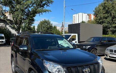 Toyota Land Cruiser Prado 150 рестайлинг 2, 2017 год, 2 800 000 рублей, 3 фотография