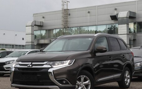 Mitsubishi Outlander III рестайлинг 3, 2018 год, 1 845 000 рублей, 1 фотография