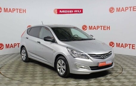 Hyundai Solaris II рестайлинг, 2015 год, 881 000 рублей, 3 фотография