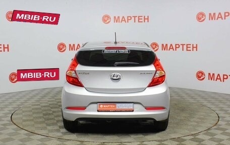 Hyundai Solaris II рестайлинг, 2015 год, 881 000 рублей, 6 фотография
