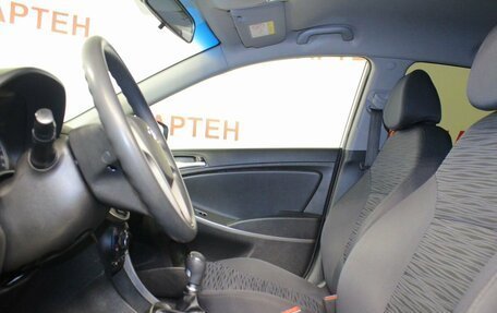 Hyundai Solaris II рестайлинг, 2015 год, 881 000 рублей, 9 фотография