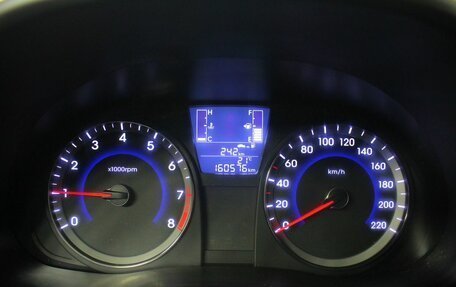 Hyundai Solaris II рестайлинг, 2015 год, 881 000 рублей, 17 фотография