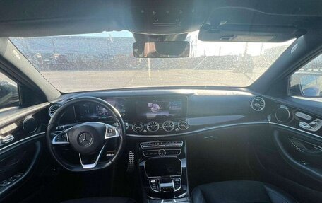 Mercedes-Benz E-Класс, 2016 год, 2 405 000 рублей, 6 фотография