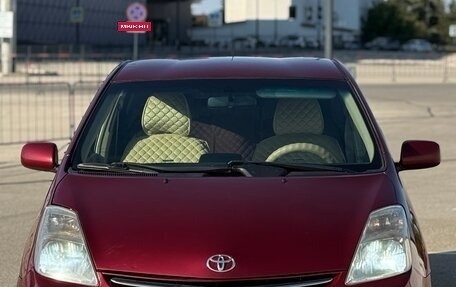 Toyota Prius, 2006 год, 770 000 рублей, 2 фотография