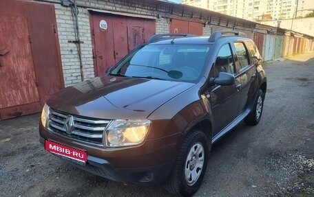 Renault Duster I рестайлинг, 2014 год, 910 000 рублей, 1 фотография