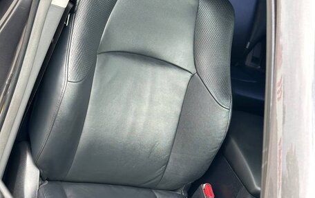 Toyota Land Cruiser Prado 150 рестайлинг 2, 2011 год, 3 000 000 рублей, 30 фотография