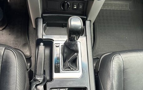 Toyota Land Cruiser Prado 150 рестайлинг 2, 2011 год, 3 000 000 рублей, 27 фотография