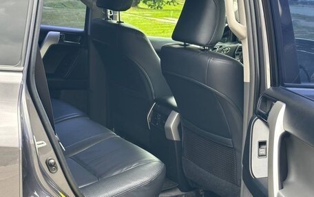 Toyota Land Cruiser Prado 150 рестайлинг 2, 2011 год, 3 000 000 рублей, 34 фотография