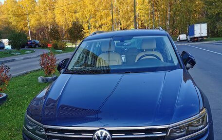 Volkswagen Tiguan II, 2017 год, 2 250 000 рублей, 1 фотография