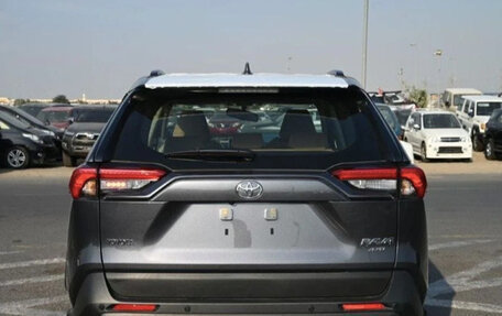 Toyota RAV4, 2025 год, 4 470 084 рублей, 4 фотография