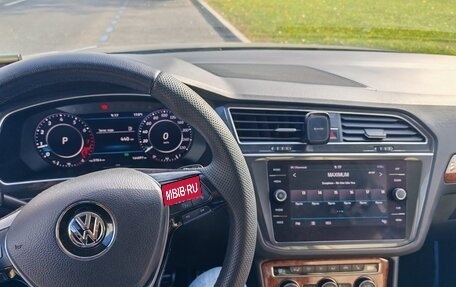 Volkswagen Tiguan II, 2017 год, 2 250 000 рублей, 11 фотография