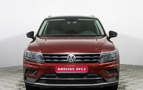 Volkswagen Tiguan II, 2018 год, 2 429 898 рублей, 2 фотография