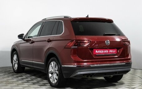 Volkswagen Tiguan II, 2018 год, 2 429 898 рублей, 7 фотография