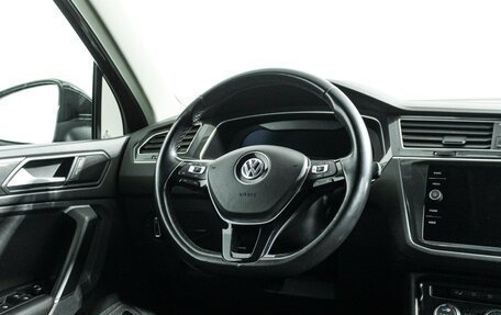 Volkswagen Tiguan II, 2018 год, 2 429 898 рублей, 20 фотография