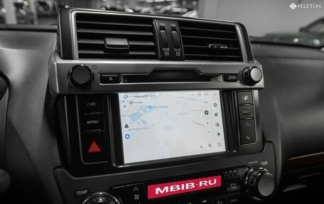 Toyota Land Cruiser Prado 150 рестайлинг 2, 2016 год, 4 100 000 рублей, 18 фотография