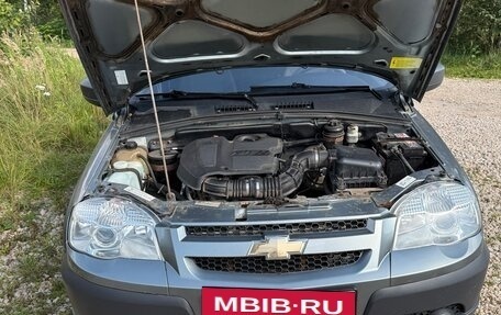Chevrolet Niva I рестайлинг, 2013 год, 410 000 рублей, 6 фотография