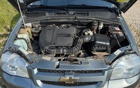 Chevrolet Niva I рестайлинг, 2013 год, 410 000 рублей, 7 фотография