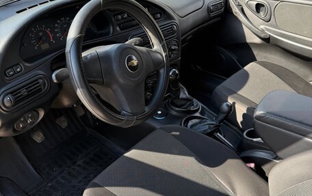 Chevrolet Niva I рестайлинг, 2013 год, 410 000 рублей, 21 фотография