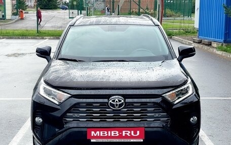 Toyota RAV4, 2022 год, 3 690 000 рублей, 3 фотография