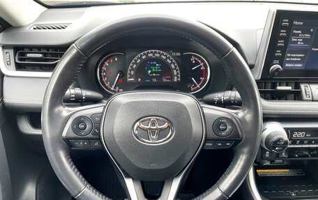Toyota RAV4, 2022 год, 3 690 000 рублей, 23 фотография