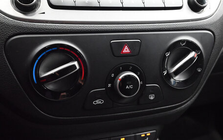 Hyundai Solaris II рестайлинг, 2017 год, 1 150 000 рублей, 18 фотография