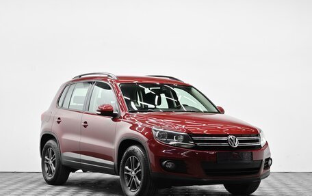 Volkswagen Tiguan I, 2013 год, 1 055 000 рублей, 2 фотография