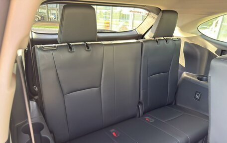 Toyota Highlander, 2024 год, 6 790 000 рублей, 24 фотография
