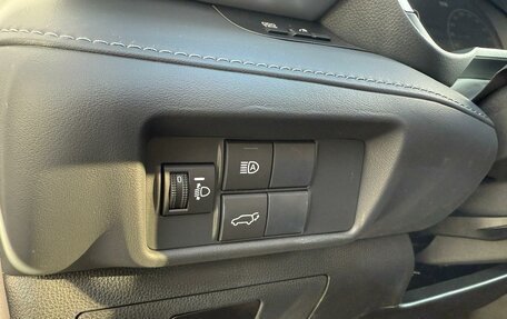 Toyota Highlander, 2024 год, 6 790 000 рублей, 21 фотография