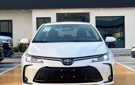 Toyota Corolla, 2025 год, 2 450 000 рублей, 2 фотография