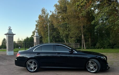 Mercedes-Benz E-Класс, 2018 год, 2 550 000 рублей, 3 фотография