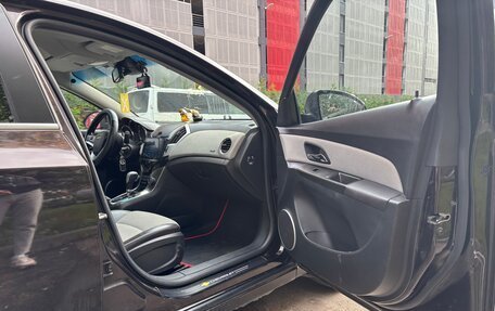 Chevrolet Cruze II, 2013 год, 680 000 рублей, 10 фотография