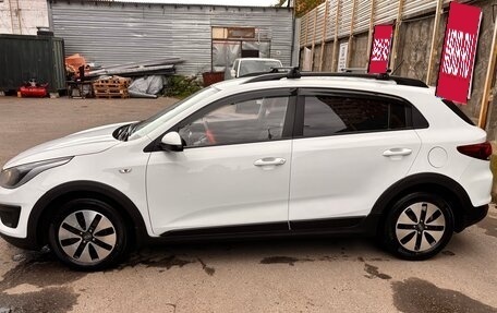 KIA Rio IV, 2018 год, 1 380 000 рублей, 2 фотография
