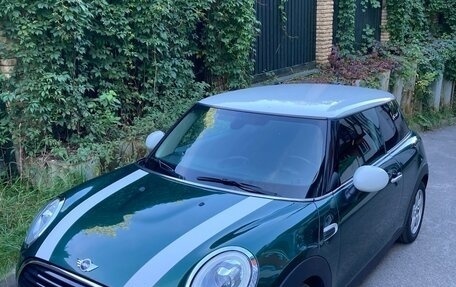 MINI Hatch, 2017 год, 1 430 000 рублей, 1 фотография