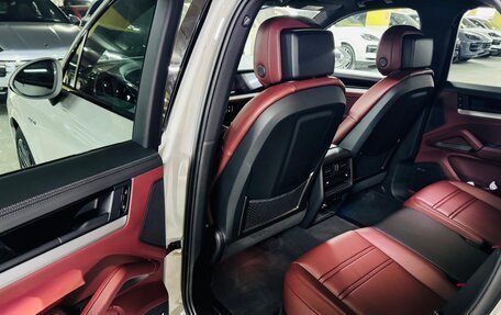 Porsche Cayenne III, 2025 год, 19 495 000 рублей, 5 фотография