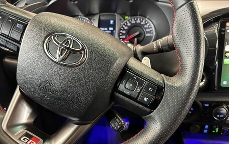 Toyota Hilux VIII, 2023 год, 7 499 999 рублей, 16 фотография
