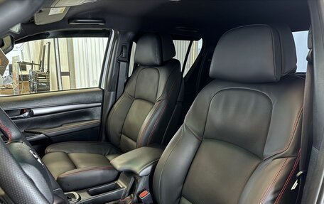 Toyota Hilux VIII, 2023 год, 7 499 999 рублей, 23 фотография