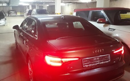 Audi A4, 2018 год, 3 200 000 рублей, 3 фотография