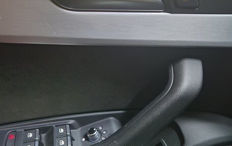 Audi A4, 2018 год, 3 200 000 рублей, 13 фотография