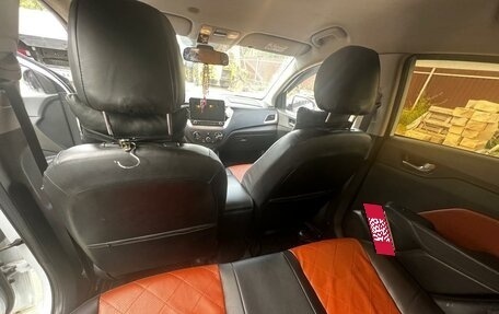 Hyundai Solaris II рестайлинг, 2019 год, 1 200 000 рублей, 7 фотография