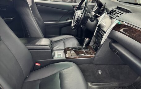 Toyota Camry, 2015 год, 2 600 000 рублей, 18 фотография