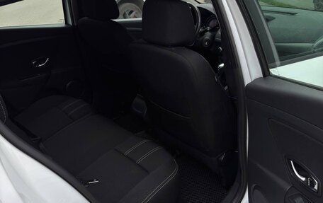 Renault Megane III, 2013 год, 930 000 рублей, 6 фотография