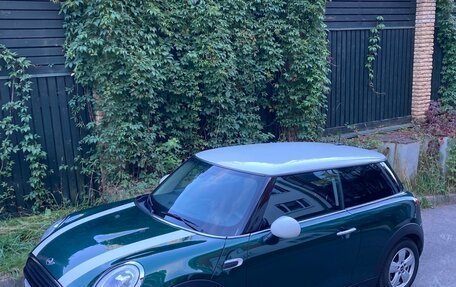 MINI Hatch, 2017 год, 1 430 000 рублей, 3 фотография