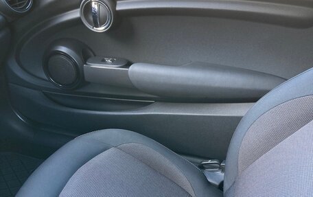 MINI Hatch, 2017 год, 1 430 000 рублей, 12 фотография