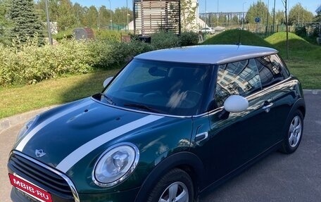 MINI Hatch, 2017 год, 1 430 000 рублей, 21 фотография