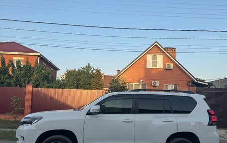 Toyota Land Cruiser Prado 150 рестайлинг 2, 2013 год, 2 780 000 рублей, 3 фотография