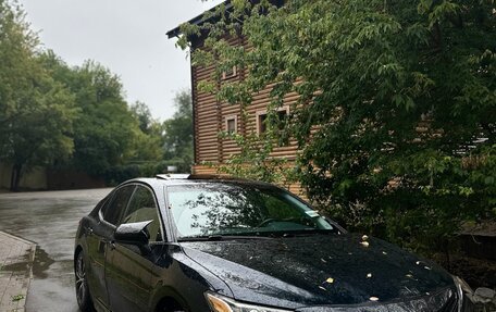 Toyota Camry, 2018 год, 2 600 000 рублей, 4 фотография