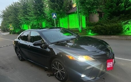 Toyota Camry, 2018 год, 2 600 000 рублей, 5 фотография