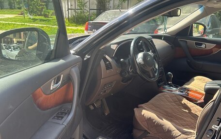 Infiniti QX70, 2017 год, 3 100 000 рублей, 6 фотография