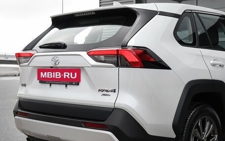 Toyota RAV4, 2025 год, 4 312 000 рублей, 3 фотография
